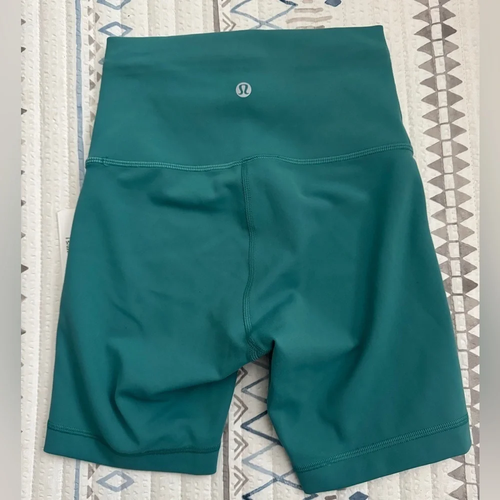 Lululemon Wunder Train High-Rise Short 6